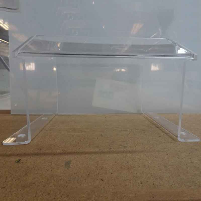 Guarda de acrílico