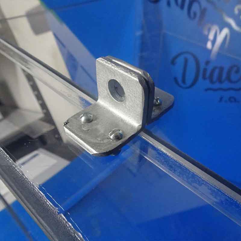 Guarda para báscula dinámica, sujeción