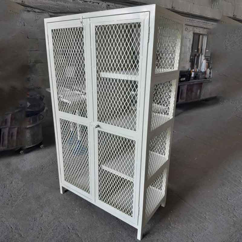 Gabinete para kit de limpieza