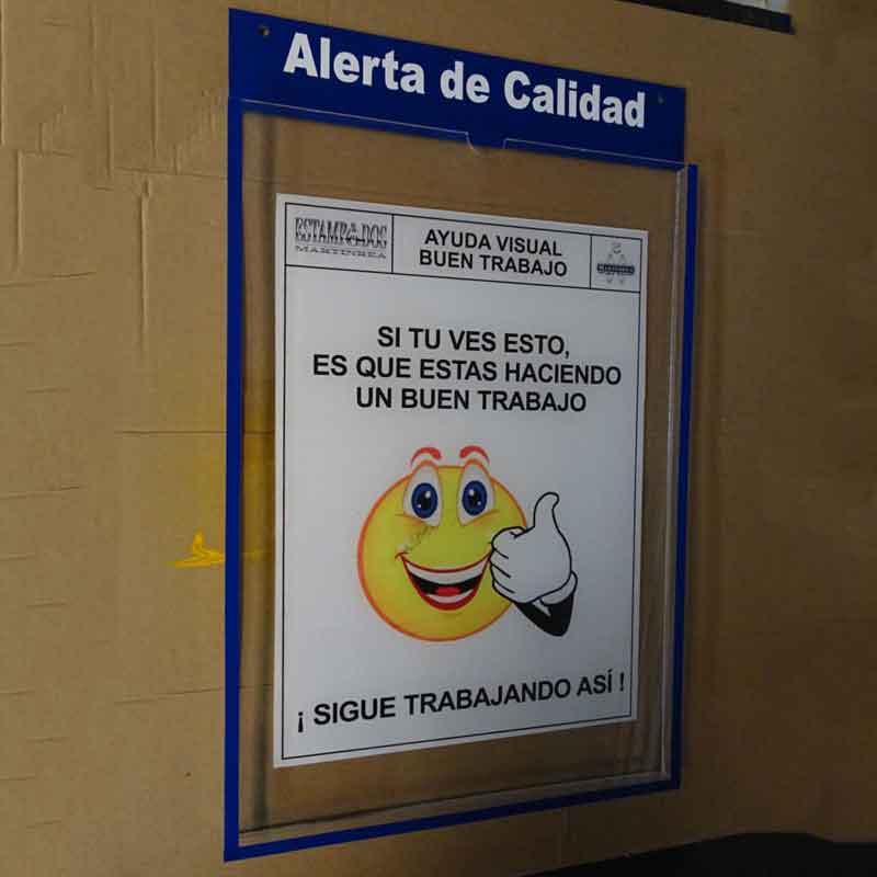 Portahoja con título